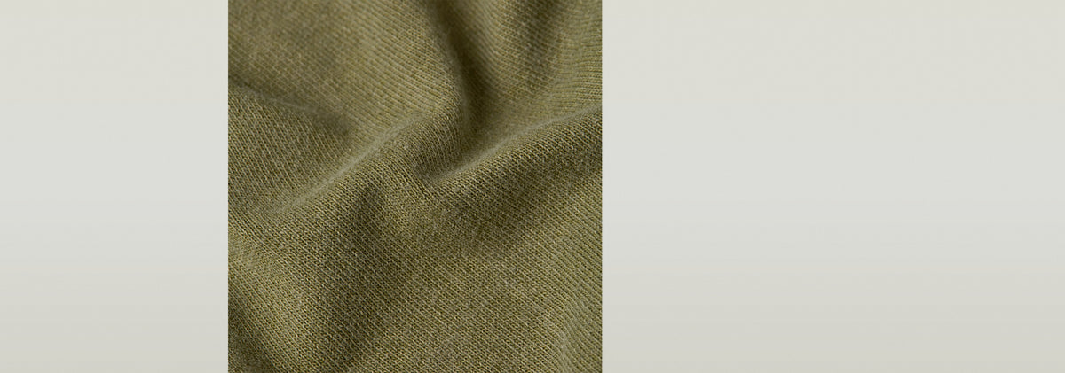 Camiseta Overdyed Center Chest