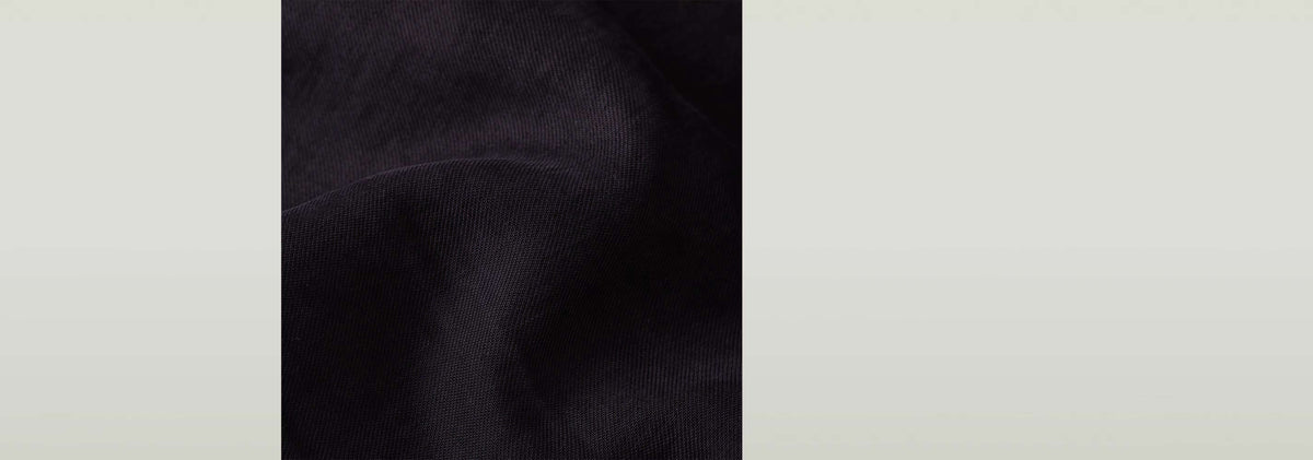 Pantalones Pleated Chino