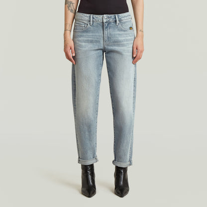 Jeans Kate Boyfriend, boyfriend jeans for women, con corte relajado y dobladillo plegado.