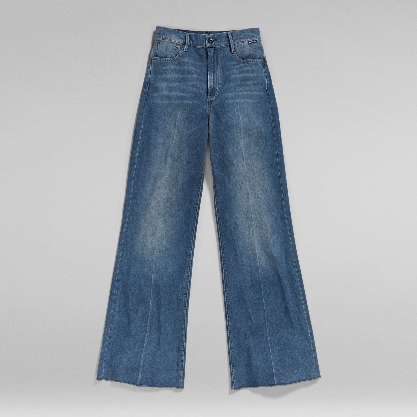 Jeans Deck Ultra High Wide Leg, ultra high wide leg jeans in blue denim with wide legs and high waist design.