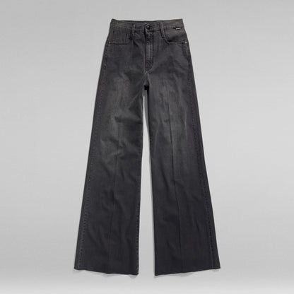 Jeans Deck Ultra High Wide Leg, pernera ancha y talle muy alto, ideales para personalizar el largo.