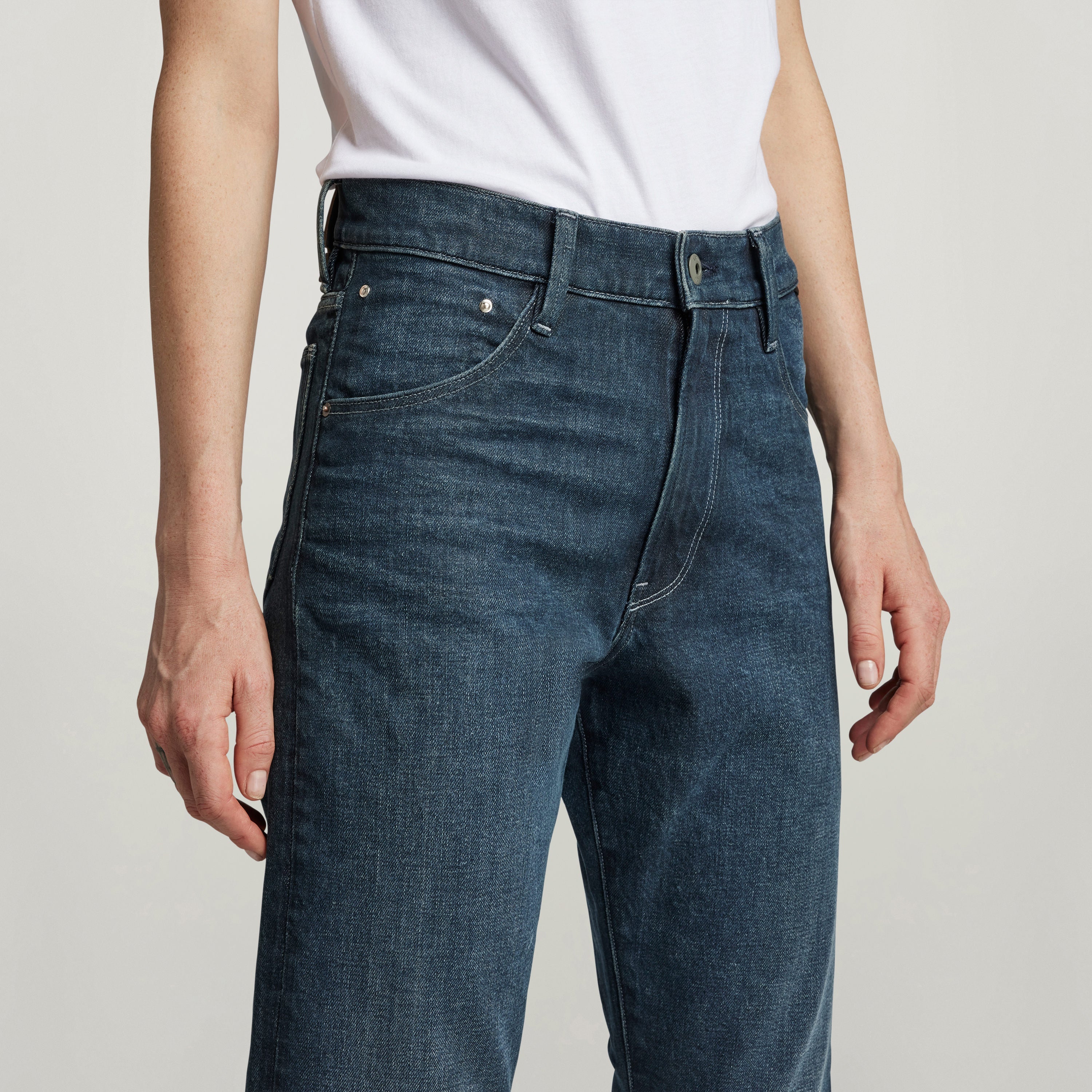Jeans Virjinya Slim, diseño estilizado, corte alto y ajustado, perfecta opción para cualquier ocasión.