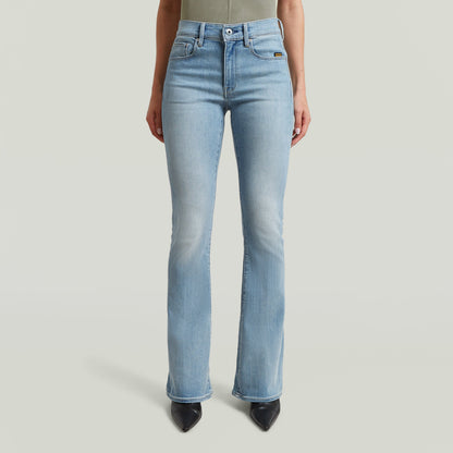 Jeans 3301 Flare, 70s inspired flare jeans, tiro medio, acampanados, cinco bolsillos, estilo clásico.