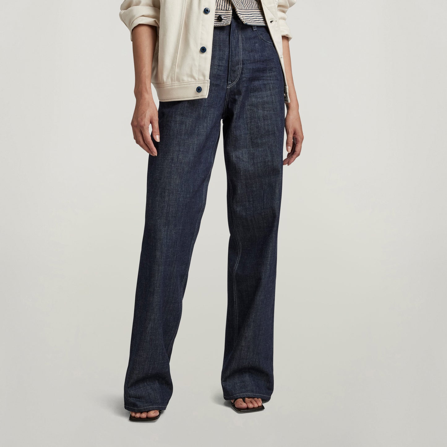 Jeans Stray Ultra High Loose, ultra high loose jeans with relaxed fit and high waist design.