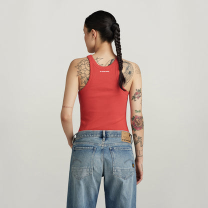 Camiseta sin mangas Italian Army ultra slim en color rojo, vista trasera, con estampado de G-Star RAW.