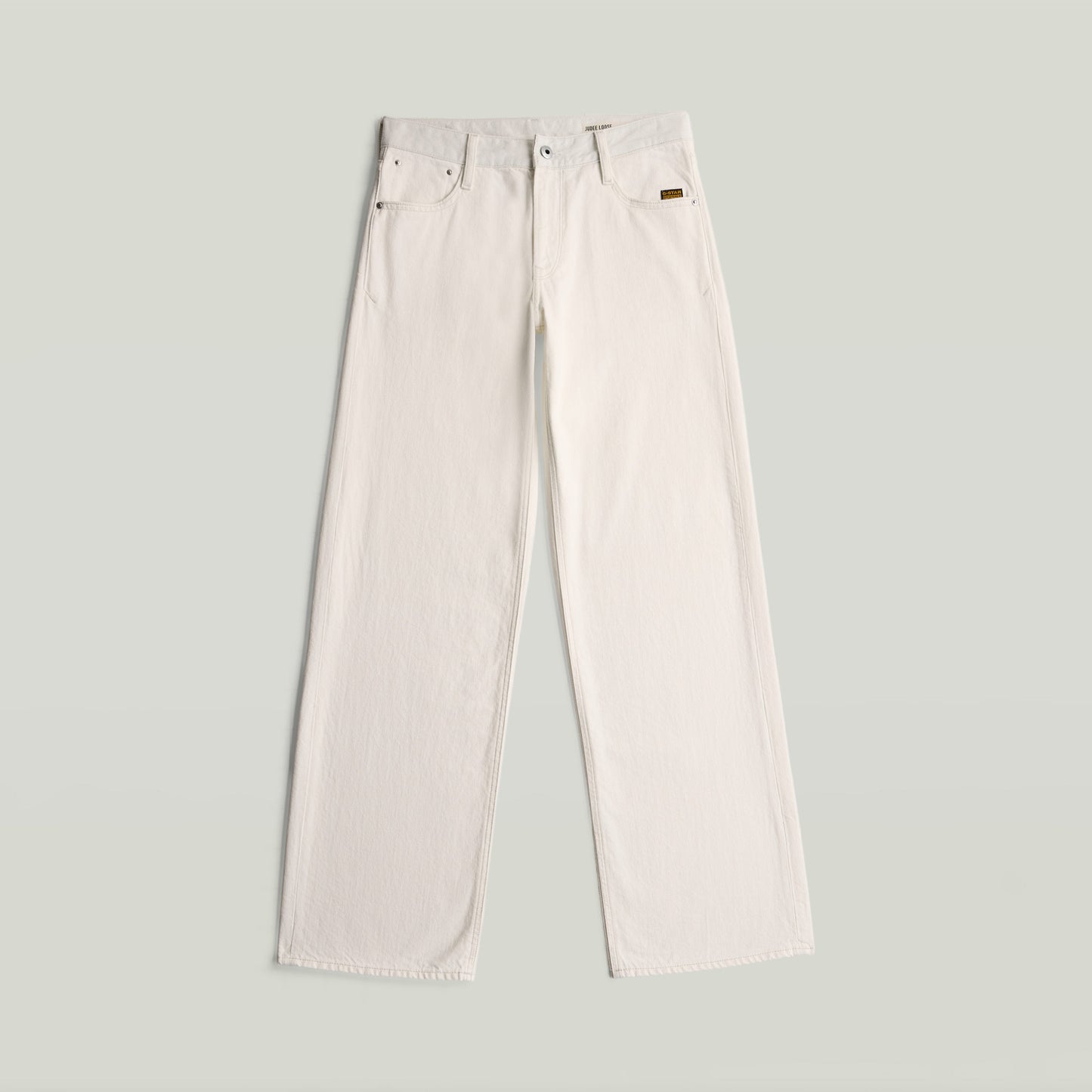 Loose fit low rise jeans in white with five-pocket design and reinforced stitching, ideal for everyday wear.