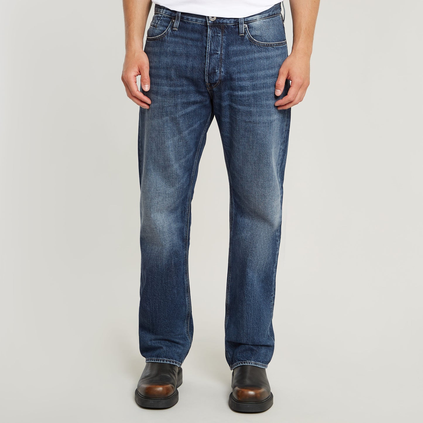 Jeans Dakota Regular Straight, regular straight jeans for men with a relaxed fit and authentic design.