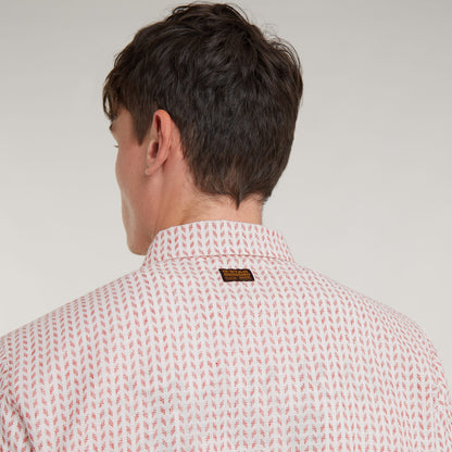 Camisa Resort