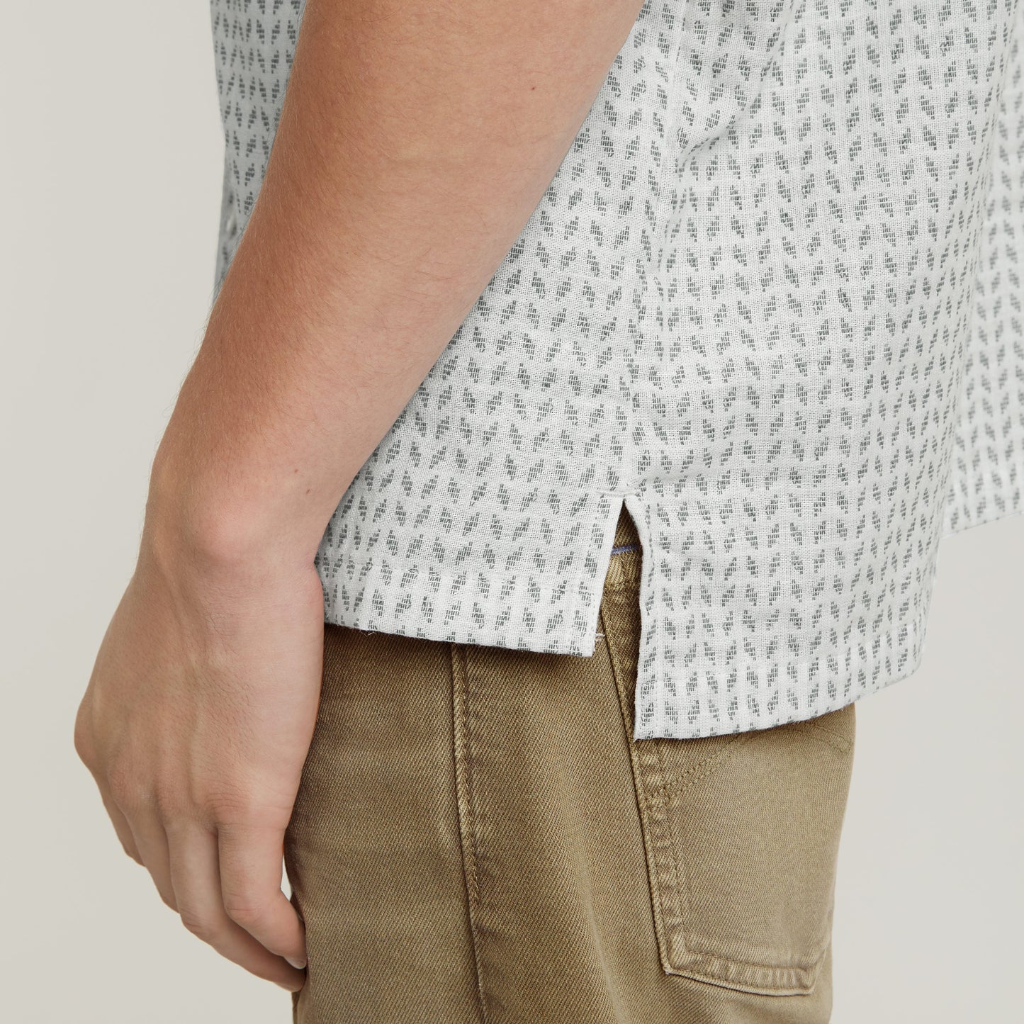 Camisa Resort