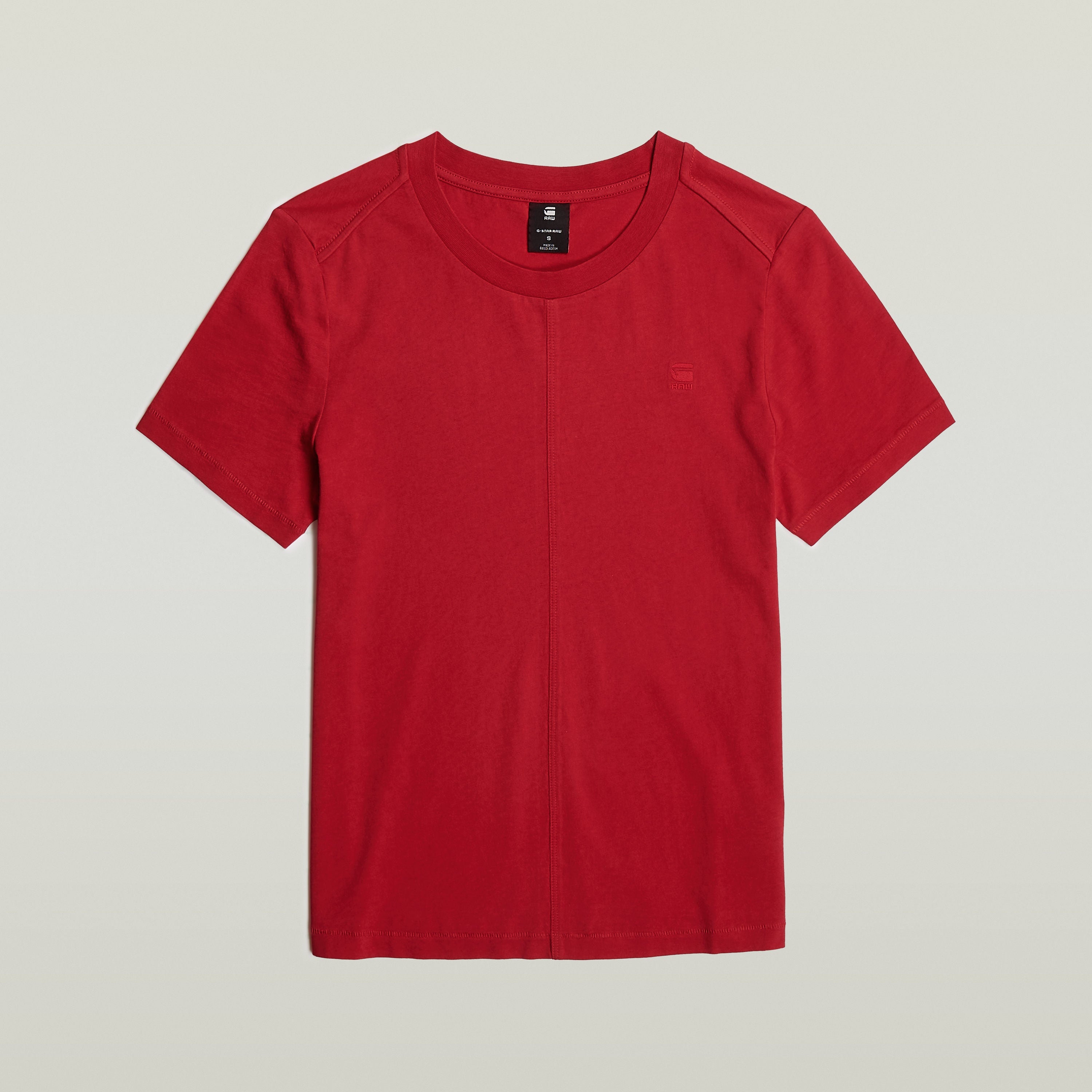Top Front Seam t-shirt in vibrant red color showcasing front seam detailing.