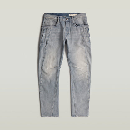 Jeans Contor Slim en color gris, parte de la colección Anatomic Denim, diseño 3D, alta movilidad, algodón regenerativo.
