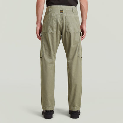 Pantalones Clean Regular Cargo vista trasera, perfectos como pantalones cargo regulares para el día a día.
