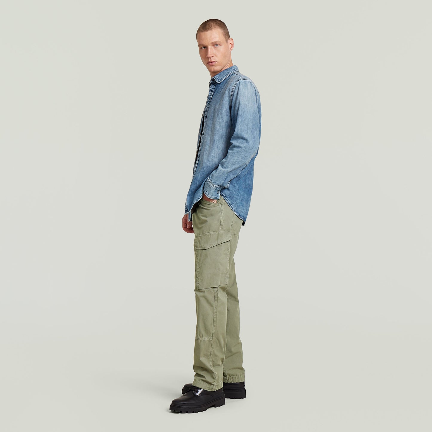 Pantalones Clean Regular Cargo