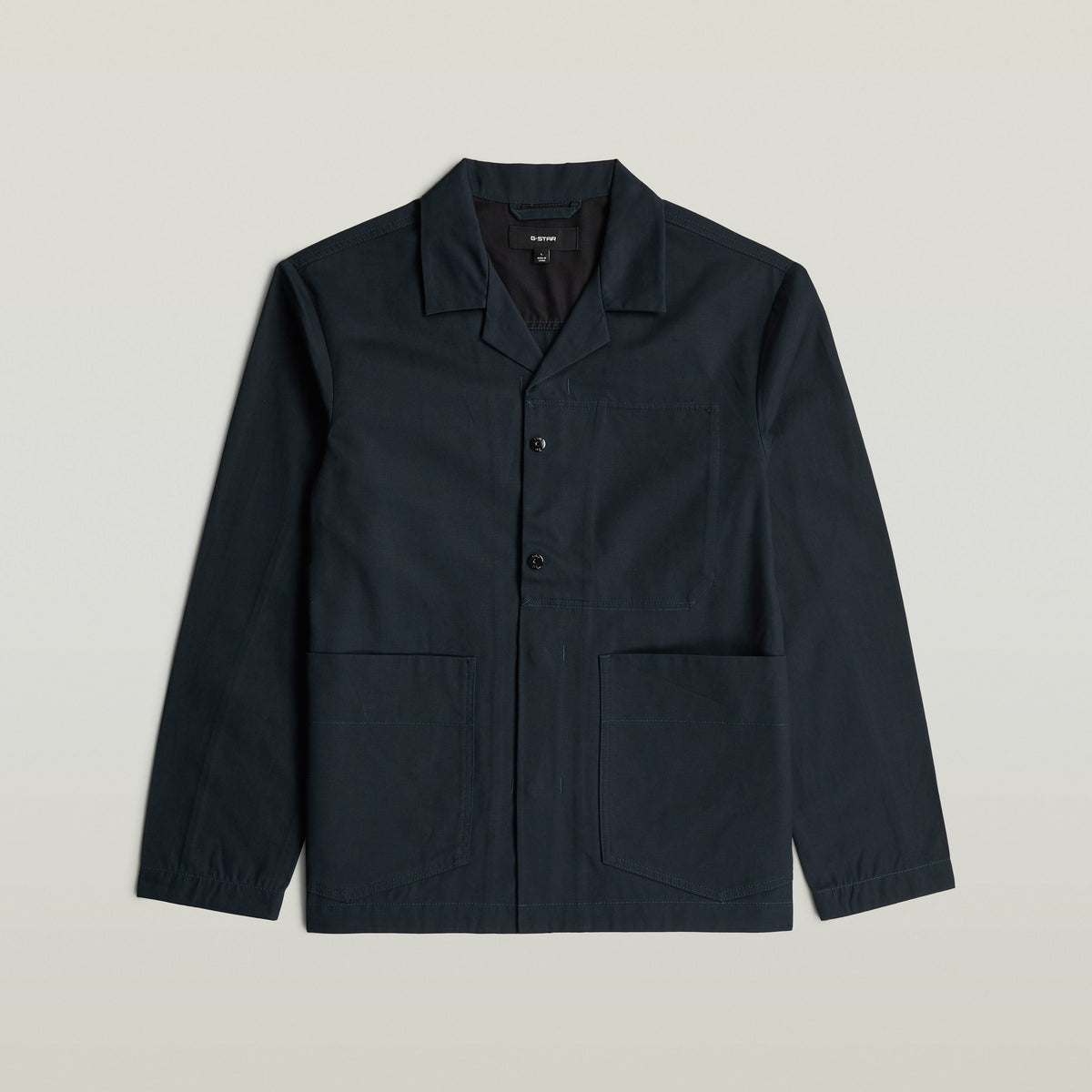 Blazer Marseille 3.0 El Marseille Blazer 3.0 combina un diseño estructurado con fit regular, para un look versátil y refinado. Con cuello camisero y cierre de botones a presión (sna