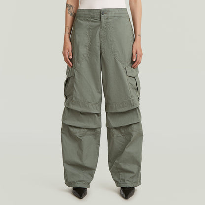 Pantalones Wide Leg Cargo con cintura alta y ajuste holgado en color verde, ideales para un estilo relajado.