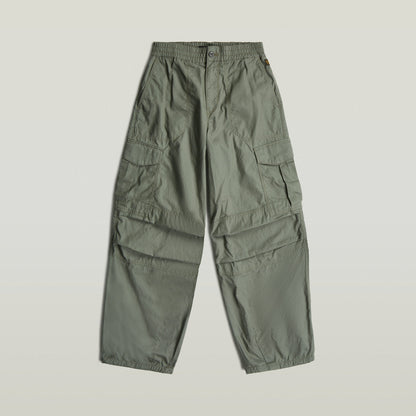 Pantalones Wide Leg Cargo en color verde, con varios bolsillos y ajuste holgado, ideal para un estilo relajado.