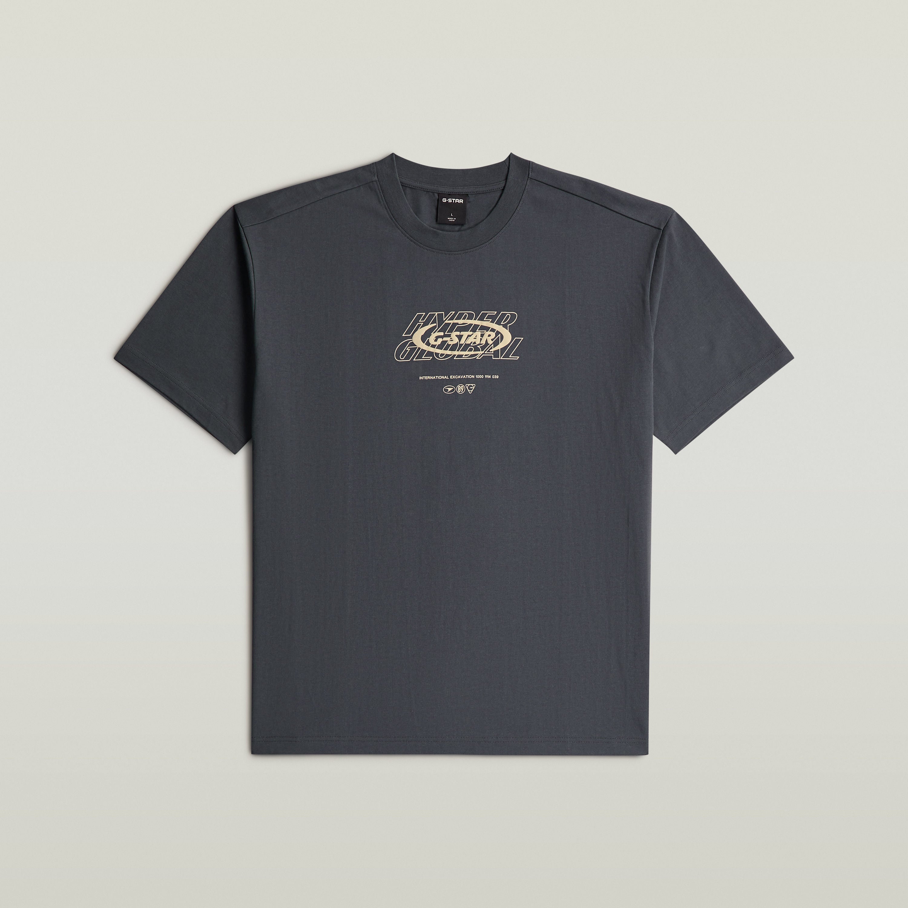 Camiseta Hyper Graphic Relaxed, relaxed fit graphic t-shirt, cuello redondo y estampado gráfico, color gris oscuro.
