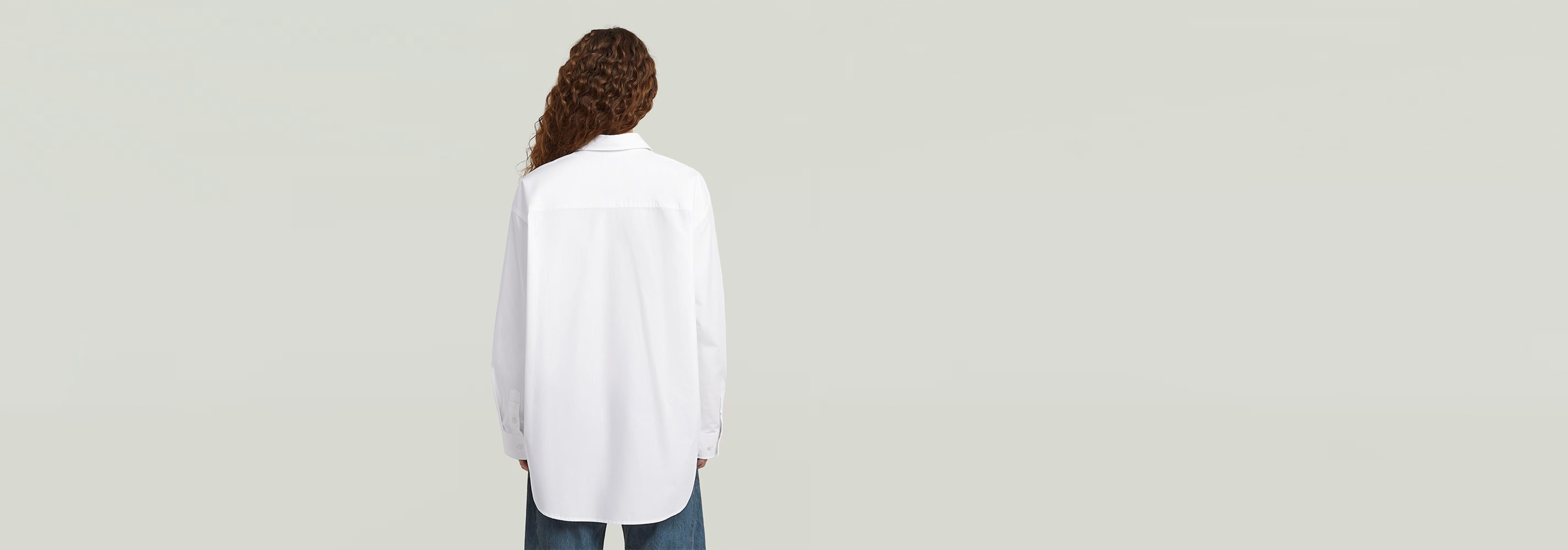 Camisa extragrande de popelín con cremallera vista trasera, diseño clásico y moderno en tela de algodón Supima.
