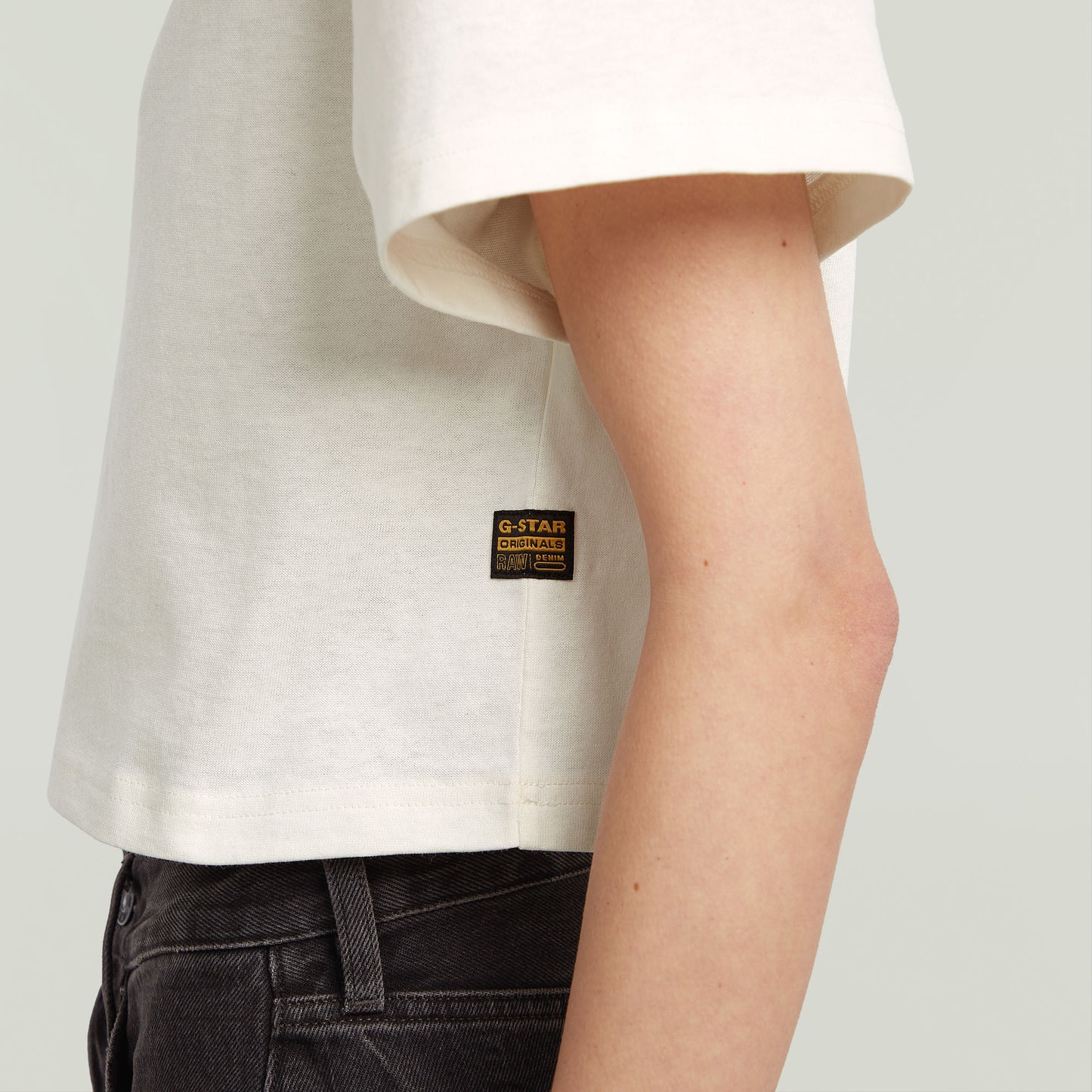 Camiseta Felt Logo Boxy