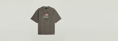 Camiseta Front Angry Bee con estampado gráfico y corte relajado, 100% algodón ecológico.