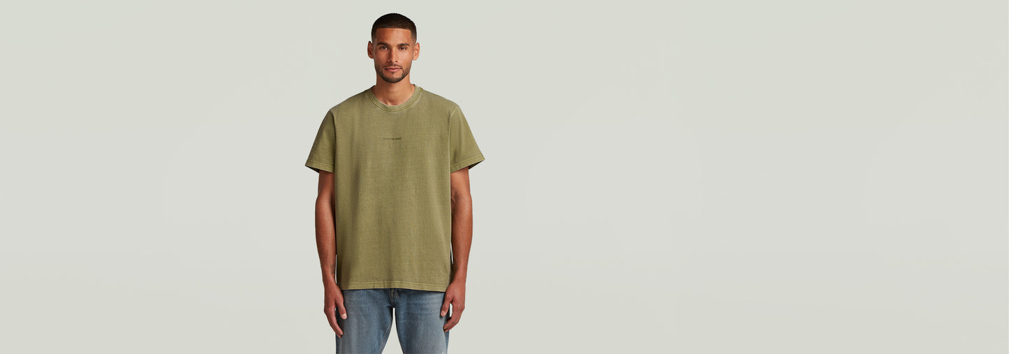 Camiseta Overdyed Center Chest