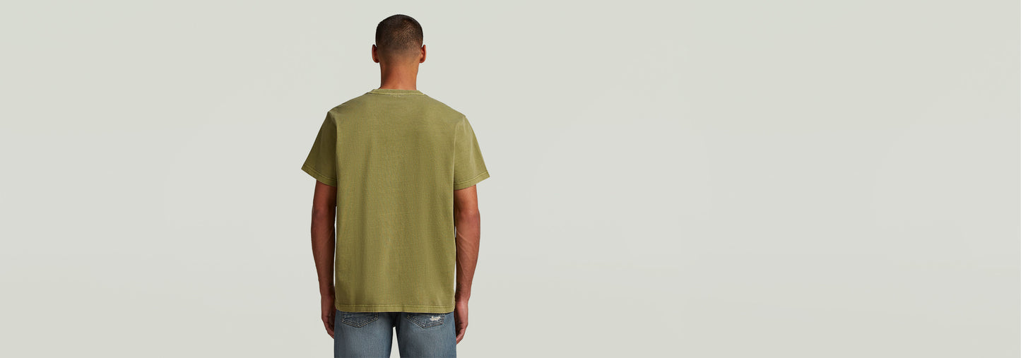 Camiseta Overdyed Center Chest