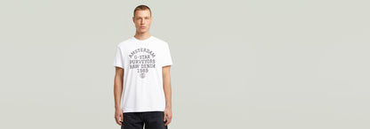 Camiseta Purveyors Graphic
