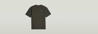 Camiseta Rib Insert Relaxed en color verde oscuro con diseño casual y cuello redondo.