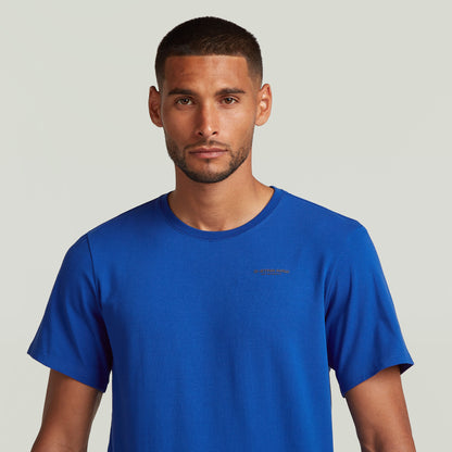 Camiseta Slim Base