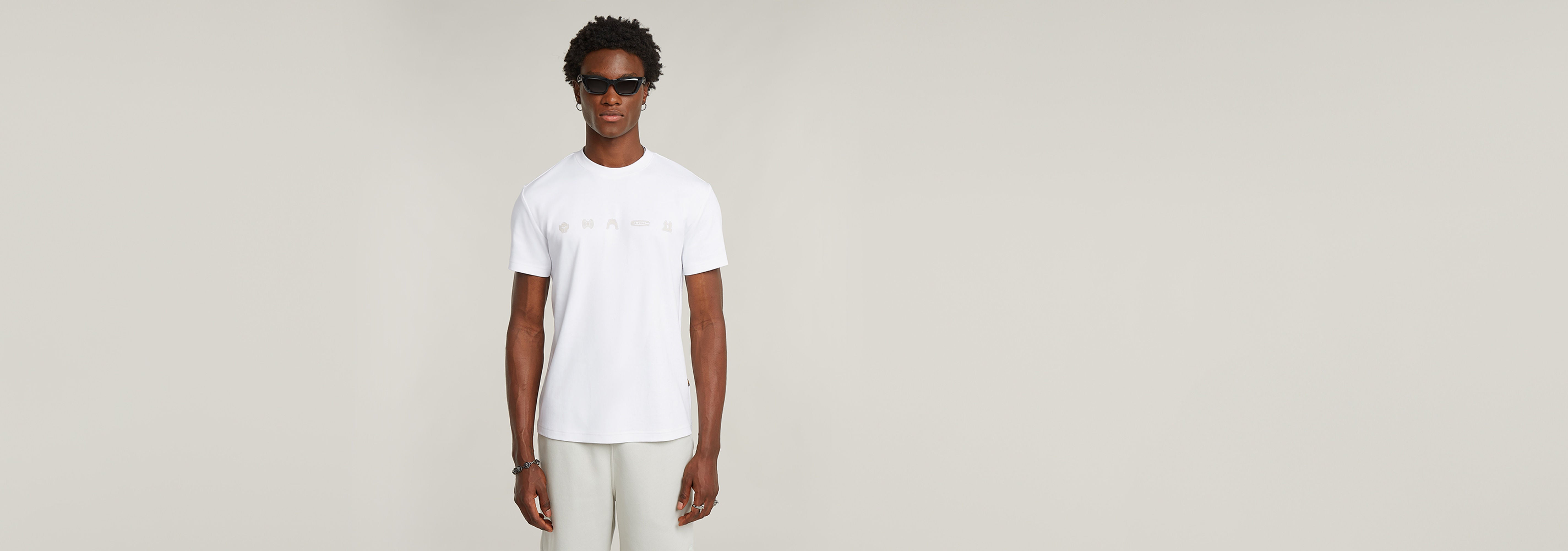 Camiseta Small Symbols