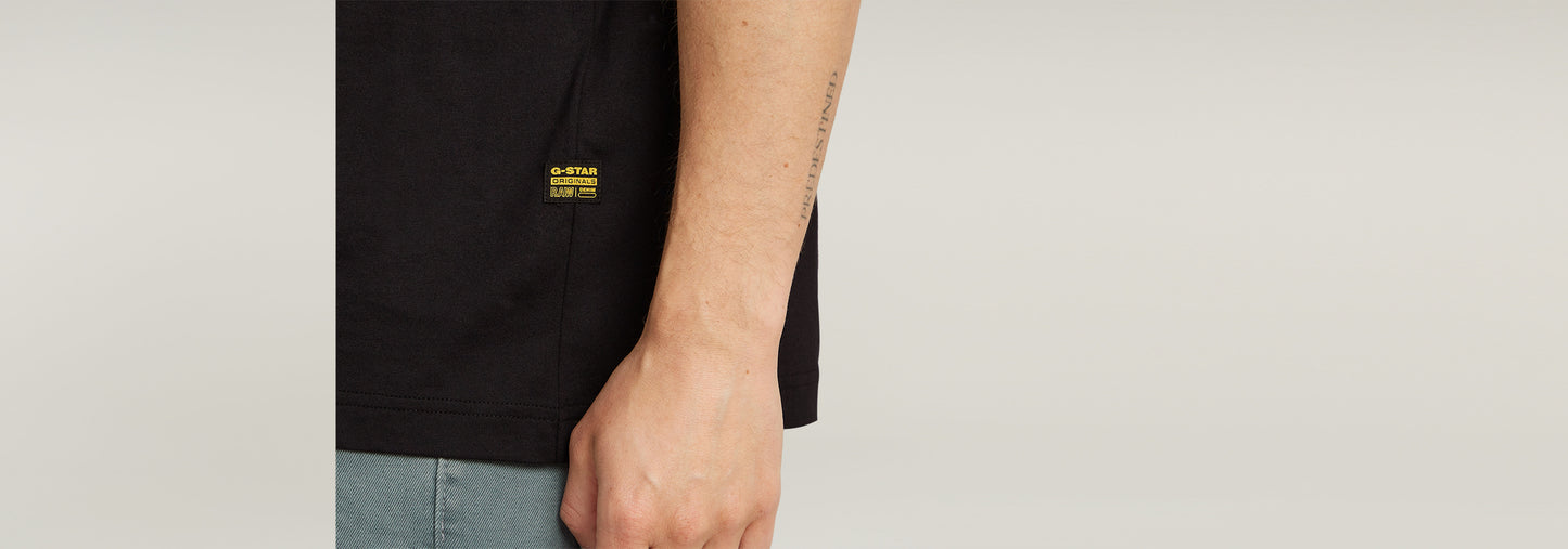 Camiseta Text Chest