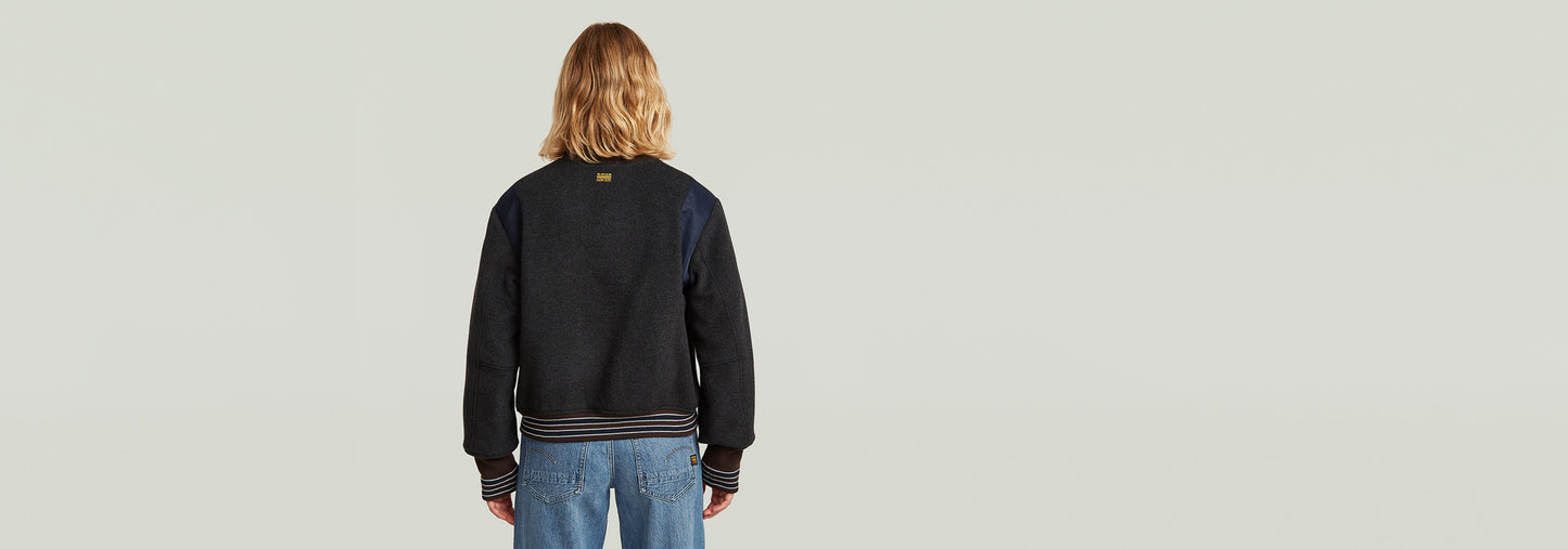 Cazadora Cropped Bomber Varsity