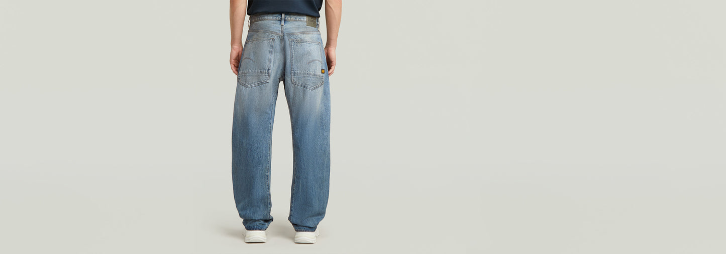 Jeans Bend Loose