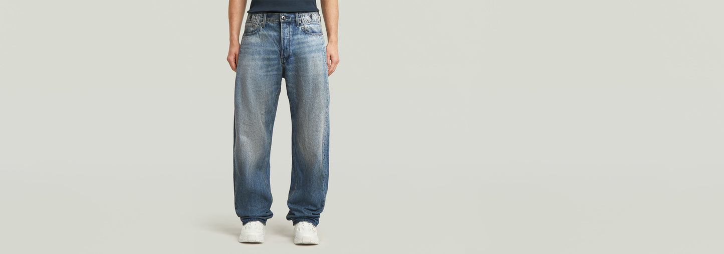 Jeans Bend Loose