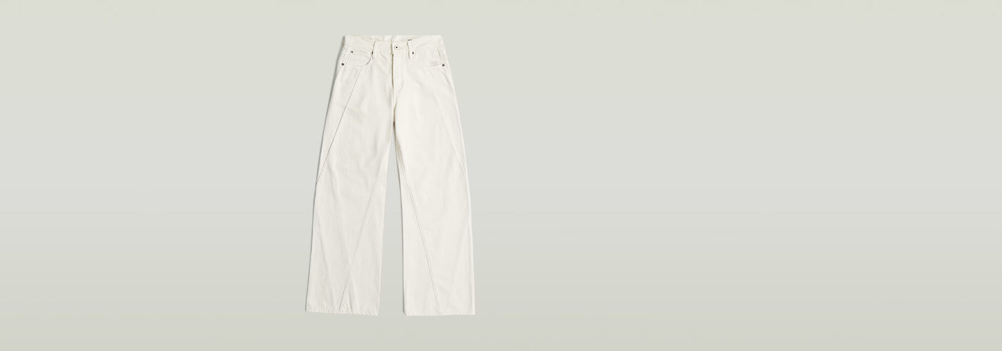 Jeans Contor Barrel Wide, jeans de corte holgado y cintura baja en color blanco, parte de la colección Anatomic Denim.