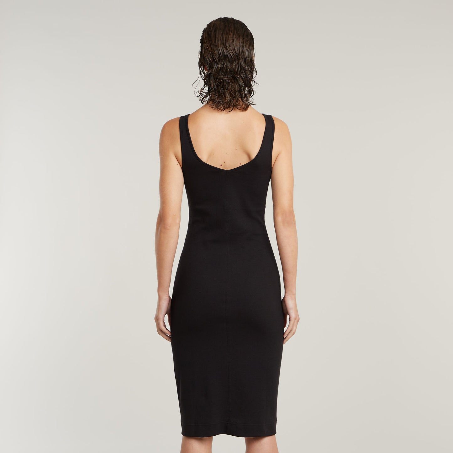 Vestido asimétrico con cremallera